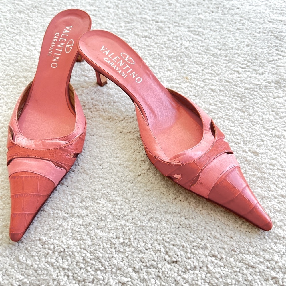 Valentino Garavani Kitten Heeled Slides Sz 37
